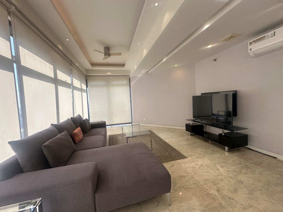The Salcedo Park For Rent (Category: Apartments & Condos) located in Makati City. Submitted by joahnnakwok (Listing ID 1440304356, Image 2). Description: The Salcedo Park Condominium 3 bedrooms 180 square meters Furnished as seen in photos P130,000.00 inclusive of association dues Payment Terms 2 months security deposit 1 year advance .
