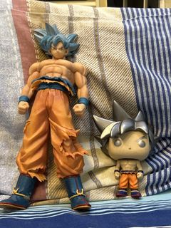 (Category: ) located in . Submitted by opgamingandcollectibles (Listing ID 1440281902, Image 1). Description: .