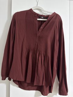 (Category: ) located in . Submitted by closetaddicts (Listing ID 1440305129, Image 1). Description: .