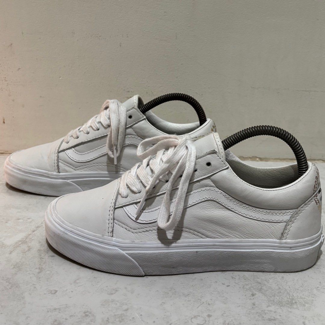 Vans old skool divine energy shoes (Category: Sneakers) located in Cebu City. Submitted by florianmiral (Listing ID 1440197672, Image 2). Description: Vans old skool divine energy shoes Excellent condition Men US 6.0 | Women US 7.5.