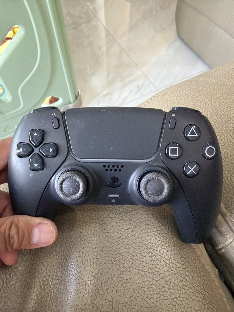 Various Controller (Category: Controllers) located in Singapore. Submitted by monkey_d_luffy (Listing ID 1440247537, Image 2). Description: 8bitdo Yellow Controller with stand - $70 PS5 Dual Sense Controller black -$70 PS5 DualSense Astrobot Limited Edition Controller with box - $120 Razer Wolverine Pro PS edition - $100 (can only use when connected via cable, battery got issue).