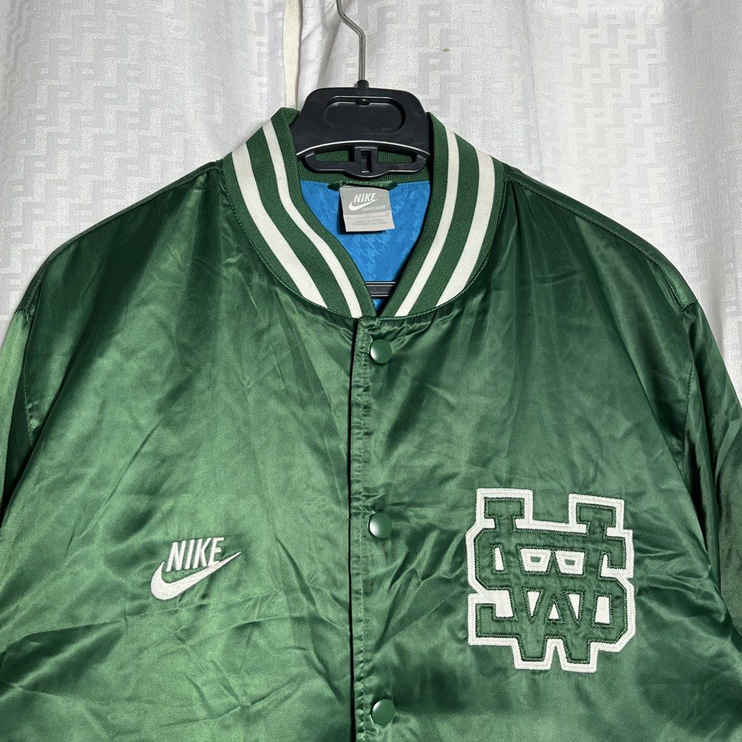 VINTAGE NIKE SPORTSWEAR VARSITY JACKET (Category: Coats, Jackets and Outerwear) located in Taguig. Submitted by selectthebest (Listing ID 1440316338, Image 3). Description: VINTAGE NIKE SPORTSWEAR VARSITY JACKET AUTHENTIC SIZE: LARGE DIMES: 23X28 EXCELLENT CONDITION NO ISSUE TAGUIG CITY LOCATION PM ME📩.