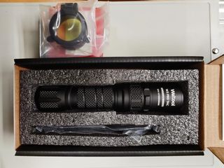 （分類：）位於 。 由 deadstocktraders 提交（商品編號 1440304574，圖片 1）。簡介： 。