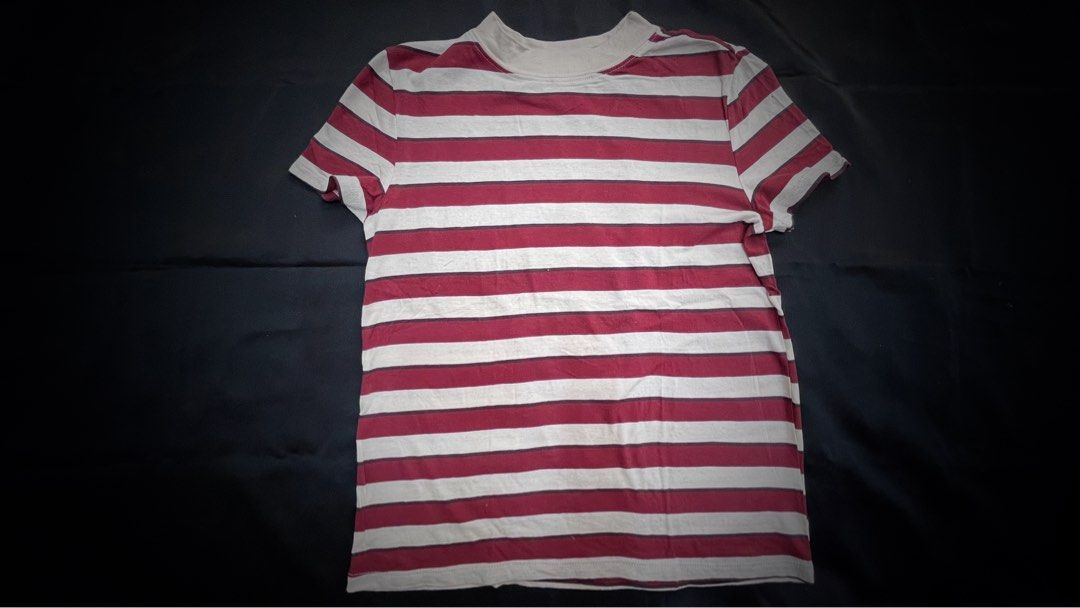 Zara Basic Striped T-shirt (Category: Shirts) located in Pasig City. Submitted by ___she___ (Listing ID 1440346627, Image 1). Description: - Zara maroon and white striped t-shirt - Short sleeves - Mock neck collar - Made in Bangladesh - Basic, versatile style for casual wear.