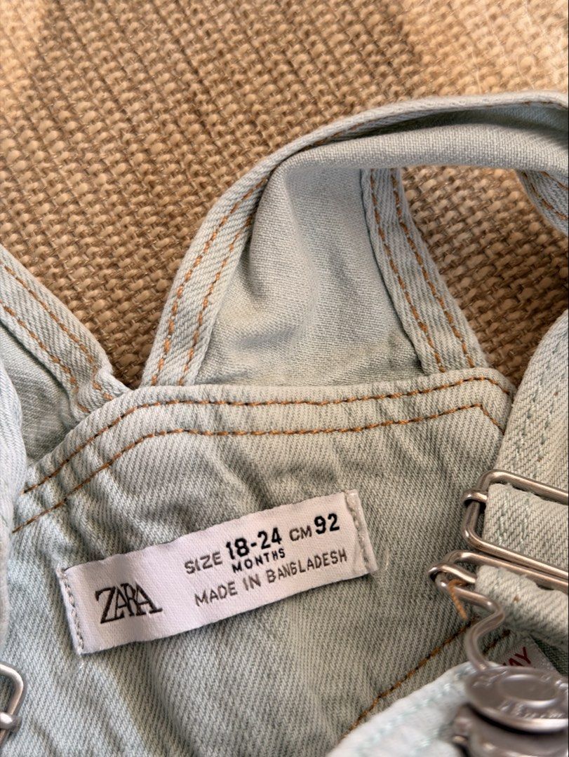 ZARA KIDS Denim Dungaree (Category: Babies & Kids Fashion) located in Quezon City. Submitted by maeber (Listing ID 1440245918, Image 2). Description: .