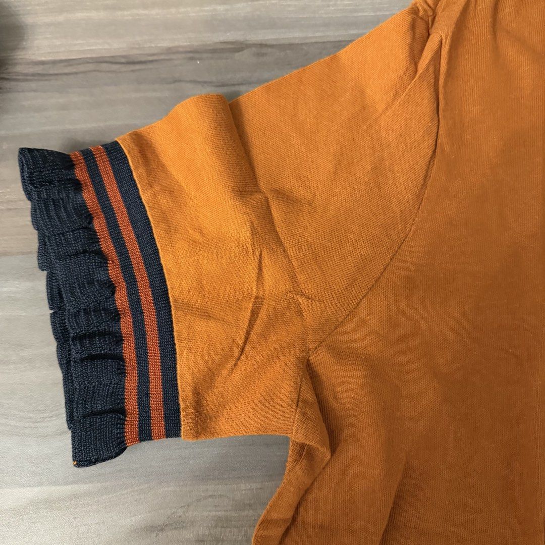zara ruffled sleeve top (Category: Shirts) located in Quezon City. Submitted by andreasclothes (Listing ID 1440340466, Image 2). Description: .