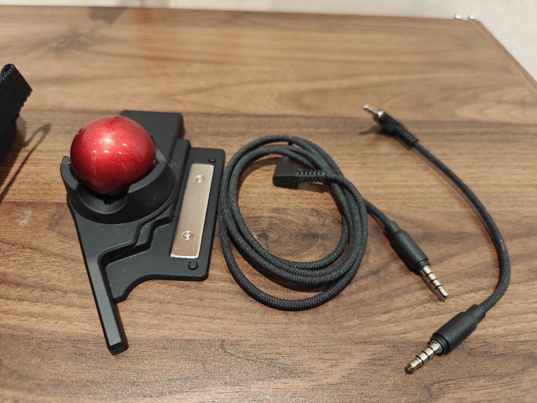ZSA Navigator Trackball Mouse with Carrying Case465979641714462721