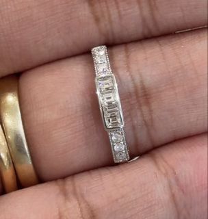 (Category: ) located in . Submitted by houseofgems0 (Listing ID 1440405711, Image 1). Description: .