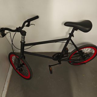 (Category: ) located in . Submitted by jordanw30 (Listing ID 1440411631, Image 1). Description: .