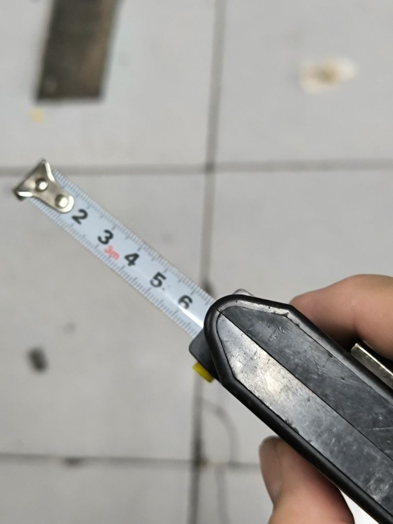 3m Tape Measure with Level (Category: Construction Tools & Equipment) located in Angeles City. Submitted by yellowbrickstore (Listing ID 1440453968, Image 2). Description: - 3-meter tape measure - Built-in level for convenience - Ideal for DIY projects and general use - Smooth tape extension and retraction - Compact and portable design - Ensures accurate measurements every time we shipping via jnt express Saturday sked only pick up AC lnw Pampang