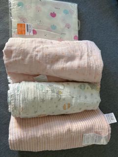 （分類：）位於 。 由 lokibb 提交（商品編號 1440472728，圖片 1）。簡介： 。