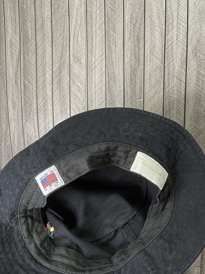 Aime Leon Dore Velour Crest Bucket Hat Black (Category: Caps & Hats) located in Santa Cruz. Submitted by hongkongmarketph (Listing ID 1440521490, Image 2). Description: Aime Leon Dore Velour Crest Bucket Hat Black excellent condition no issue one size fits all.