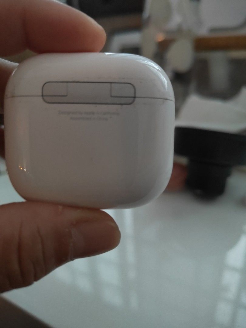 AirPods Pro471282114920468482