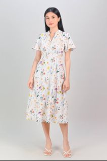 (Category: ) located in . Submitted by theyellowwardrobe (Listing ID 1440494366, Image 1). Description: .