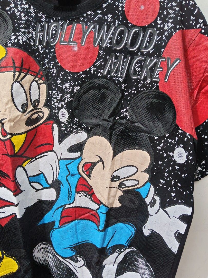 AOP Disney Hollywood Mickey & Minnie (Category: Tshirts & Polo Shirts ) located in Taguig. Submitted by thriftedminds (Listing ID 1440565272, Image 3). Description: Item: AOP Disney Hollywood Mickey & Minnie🔥 ‎Size: The Black ‎Width: 21.5 ‎Length: 28.5 ‎Condition: Excellent ‎Issue: Loose stitching on hem DM to purchase 📩.
