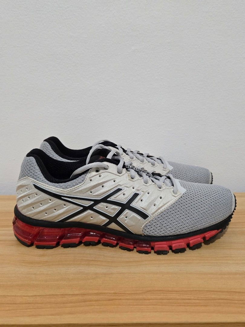 Asics Gel Quantum 180 2 MX (Category: Sneakers) located in Paranaque City. Submitted by andy_dom (Listing ID 1440485957, Image 3). Description: Asics Gel Quantum 180 2 MX For sale (P1,500) No box Size 9.5 or 27.5cm No issue Around twice lang nagamit Bought in US Location/Pick up/Meet up: - Tomas morato, Scout area - Timog Avenue Delivery: (Fees are shouldered by buyer) Grab/lalamove: payment upon arrival of rider thru Gcash LBC: COP/COD (With dow