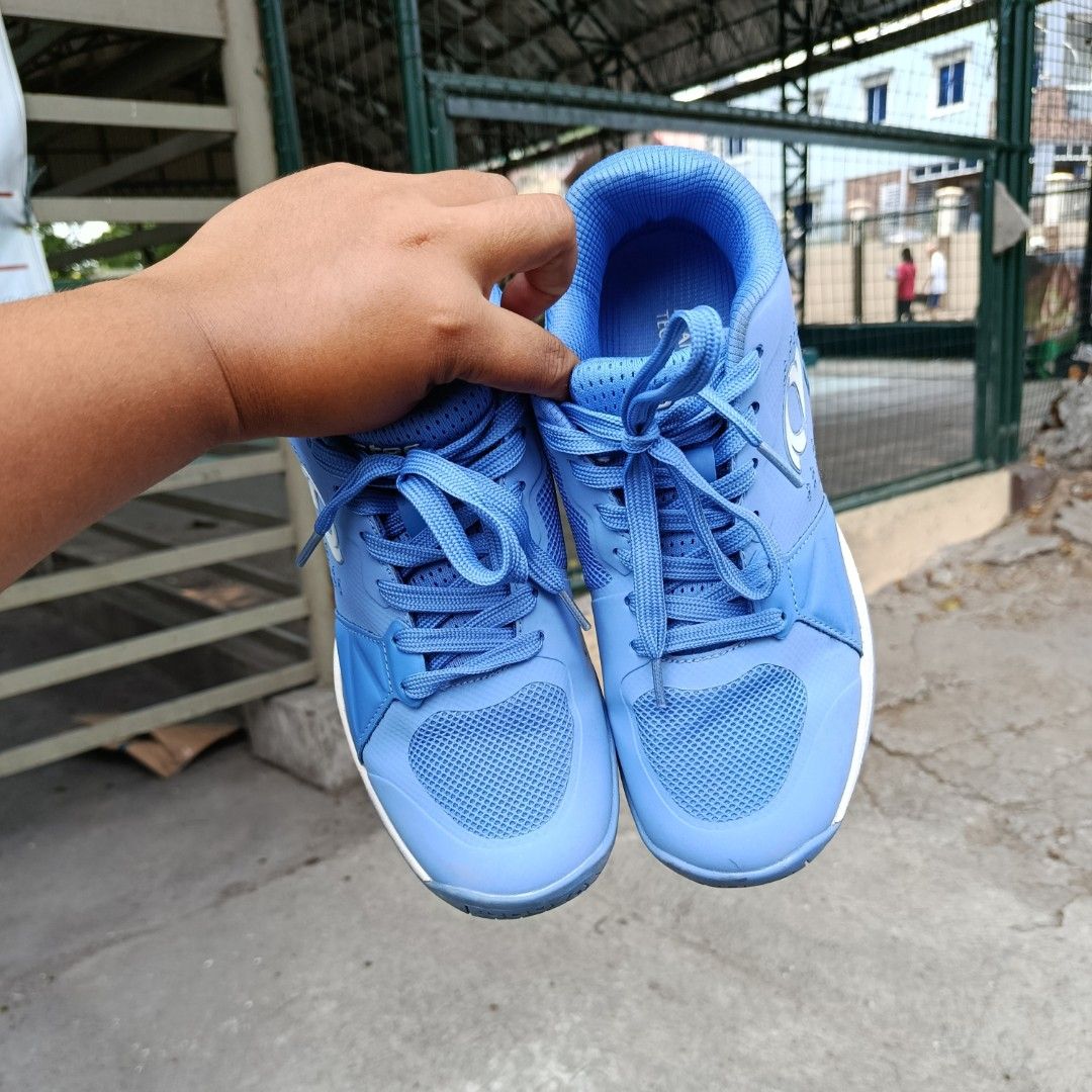 ASTEC BADMINTON SHOES FOR WOMENS (Category: Sneakers) located in Manila. Submitted by synshuttlerseq_ (Listing ID 1440558496, Image 2). Description: FOR SALE ‼️ ASTEC BADMINTON SHOES (w box) 🏷️1,000 — size 39 / 8 US — used twice — fresh pa gumsole — may minimal scratch (asa 3rd pic) 📍Novaliches, QC 📍Gcash Payment First 📍Can do meet ups within Novaliches 📍Can ship via J&T and COD (lalamove rate within QC only.).