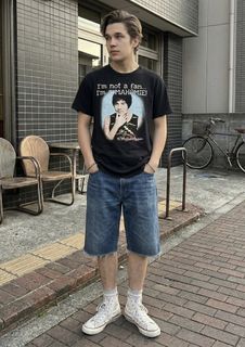 (Category: ) located in . Submitted by y2k.luxury.streetwear.outdoor (Listing ID 1440567294, Image 1). Description: .