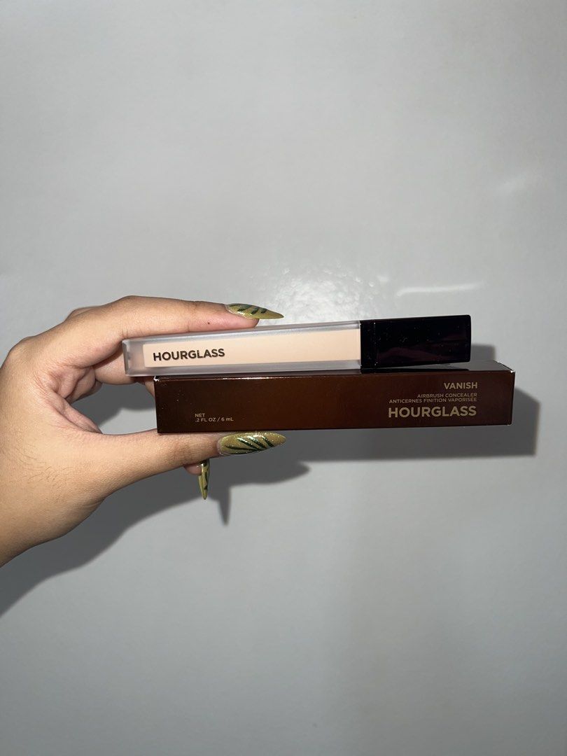 AUTHENTIC Hourglass Concealer - Silk (Category: Makeup) located in Aroroy. Submitted by lefranceie (Listing ID 1440466770, Image 2). Description: Original hourglass concealer in silk. Just bought this a month ago, used twice ONLY. Rfs: too light for me.