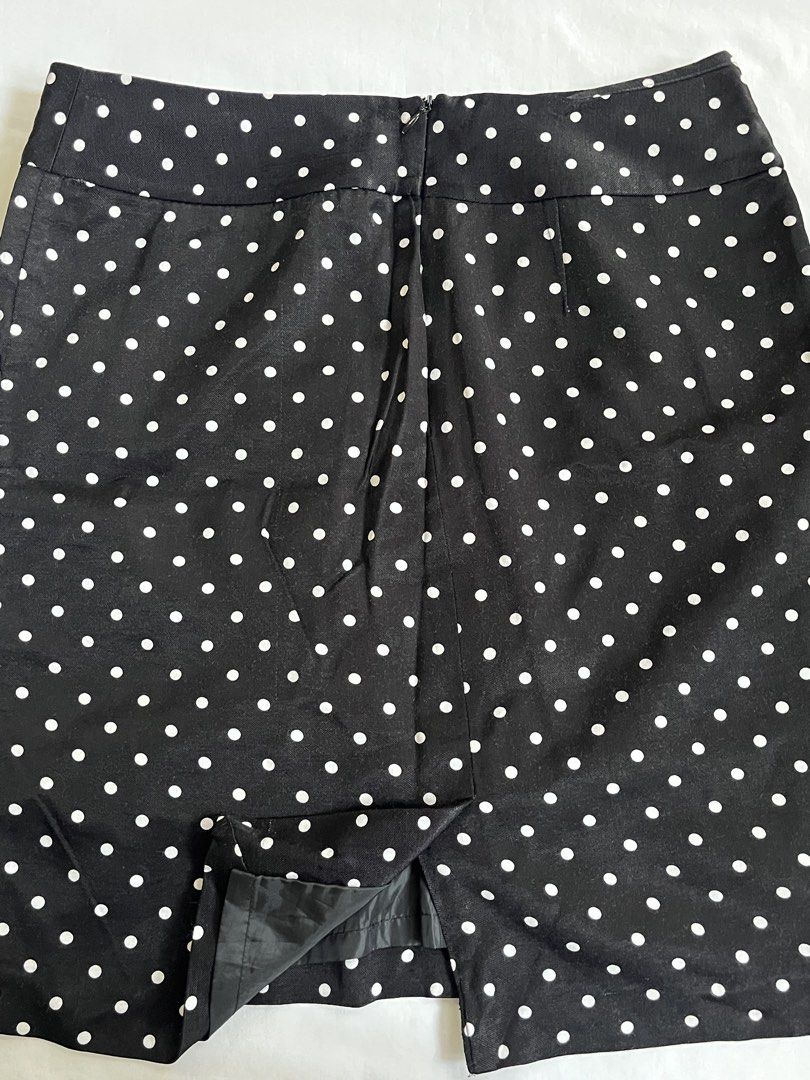 Black and White Polka Dot Skirt (Category: Skirts) located in Manila. Submitted by jazzisells (Listing ID 1440493289, Image 2). Description: - classic black skirt with white polka dots - zipper closure at the back, slit at the back.