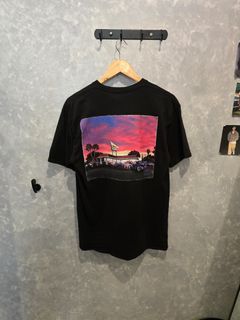 (Category: ) located in . Submitted by outofhabits_store (Listing ID 1440528736, Image 1). Description: .