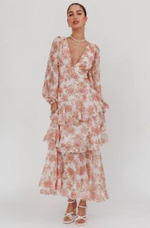 (Category: ) located in . Submitted by thriftchic_ (Listing ID 1440455226, Image 1). Description: .