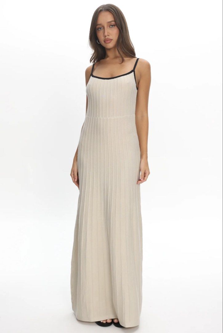 BNWT indikah interstellar contrast knit maxi dress (Category: Dresses) located in Angeles City. Submitted by thriftchic_ (Listing ID 1440472950, Image 2). Description: ♡ brandnew with tag! ♡ knit maxi dress ♡ adjustable spaghetti straps ♡ contrast neckline and straps ♡ MOP: Gcash ♡ Payment first basis ♡ J&T🚚 .