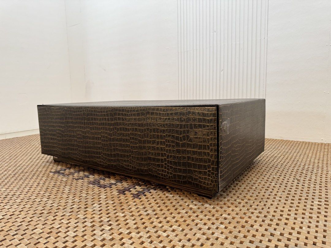 Coffee Table (Category: Tables & Sets) located in Quezon City. Submitted by matetdevis13 (Listing ID 1440573753, Image 3). Description: Luxury Low Coffee Table with Pull-Out Storage Drawer Price: 2,900 L39.5 x W24 x H12 In good condition Code JMD6-E337.