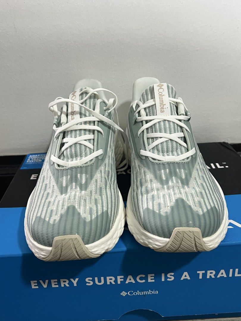 COLUMBIA KONOS SWIFT SIZE 6 (Category: Sneakers) located in Baguio. Submitted by kyrawang22 (Listing ID 1440395122, Image 1). Description: .