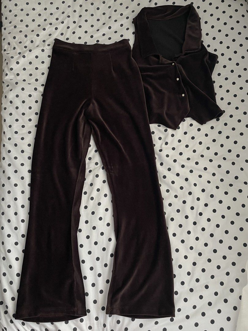 Corduroy Coords (Category: Sets or Coordinates) located in Cagayan de Oro. Submitted by blissclo (Listing ID 1440445917, Image 1). Description: used once bought for ₱600+ from a local store at cagayan de oro city (sita cdo) size: s-m.