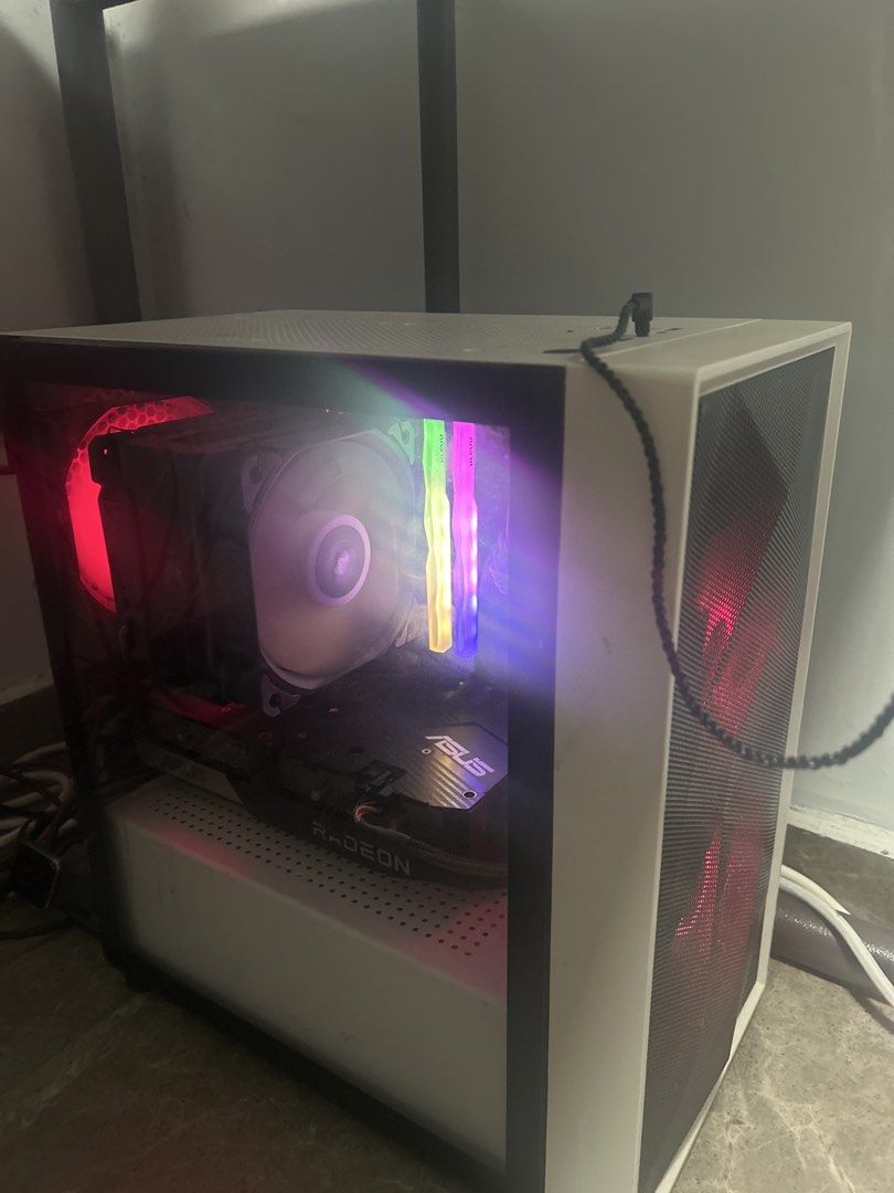 Custom Used Gaming PC466693598311229440