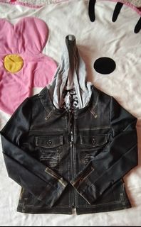 (Category: ) located in . Submitted by allysarusanguieb_25 (Listing ID 1440408470, Image 1). Description: .