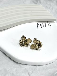 (Category: ) located in . Submitted by cocococopreloved (Listing ID 1440549657, Image 1). Description: .