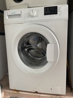(Category: ) located in . Submitted by silveringing (Listing ID 1440446025, Image 1). Description: .