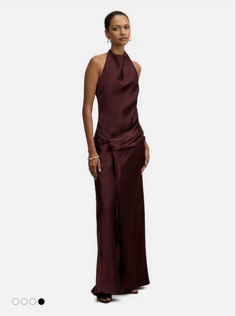 Ever New Brown Halter Dress (Category: Evening dresses & gowns) located in Quezon City. Submitted by whitelabel17 (Listing ID 1440498824, Image 1). Description: .