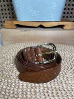 (Category: ) located in . Submitted by 27ValiantStreet_Storefront (Listing ID 1440514817, Image 1). Description: .