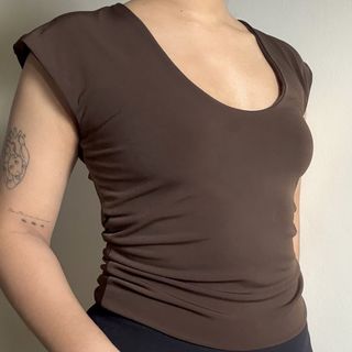 (Category: ) located in . Submitted by trishaswardrobe (Listing ID 1440425645, Image 1). Description: .