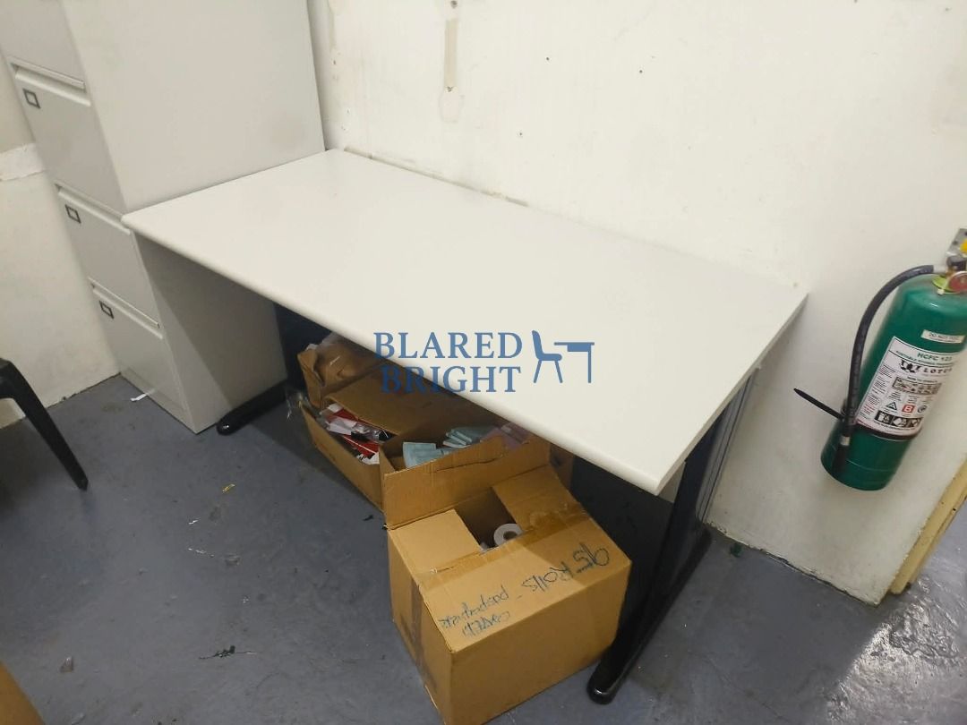 FST-CD04 - MFC office table ( Furniture ) (Category: Office Furniture & Fixtures) located in Taytay. Submitted by jane_blared (Listing ID 1440395843, Image 2). Description: FST-CD04 Light gray top MFC table, bullnose edge Black metal legs and modesty BLARED BRIGHT FURNITURE For inquiries / orders let me know here: 02-7504801.. 0917-164-1768.. / 0993-232-9506.. sales(dot)blared01(at)gmail.com All products are brand new Price + shipping fee Big dis