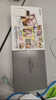 FUJIFILM instax SHARE SP-2 GOLD Mobile Printer472185657529487360