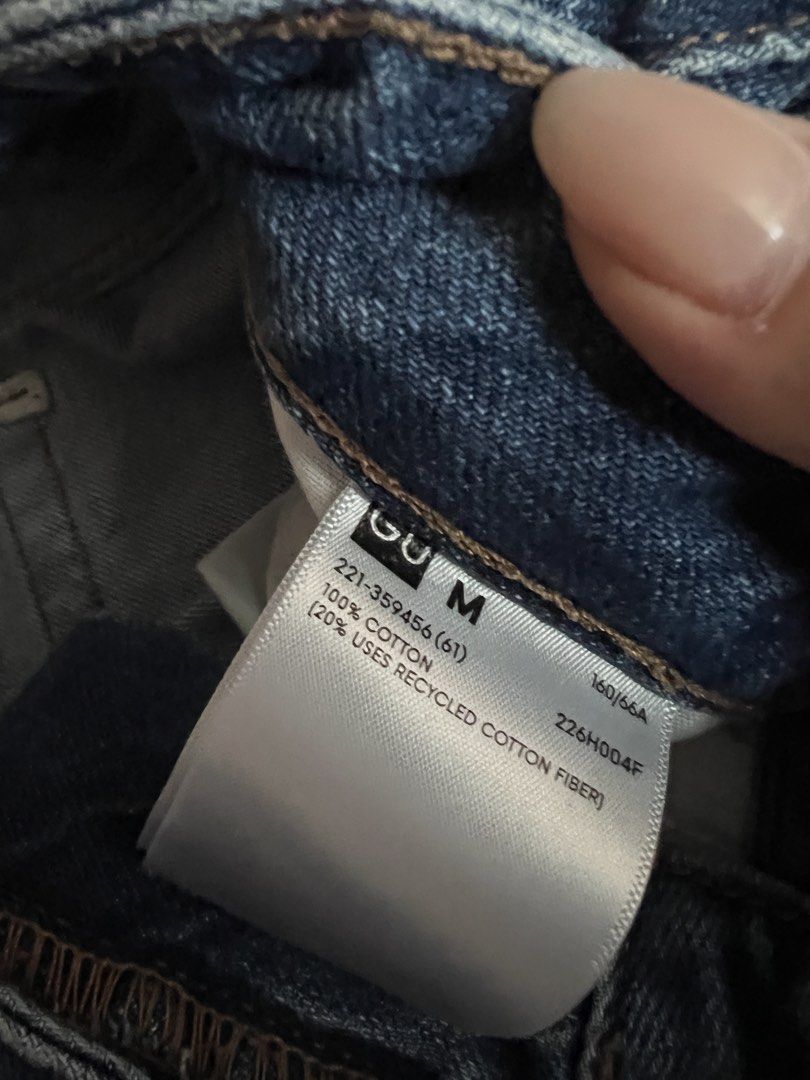 GU Wide Leg Jeans Size M (Category: Jeans) located in Quezon City. Submitted by roseela (Listing ID 1440577588, Image 2). Description: - GU Wide Leg Jeans - Medium Wash - 100% Cotton (20% Recycled Cotton Fiber) - Relaxed Fit - Classic Five-Pocket Design - Ideal for Casual Wear - Versatile and Easy to Style - size Medium (26-28 inches waist).