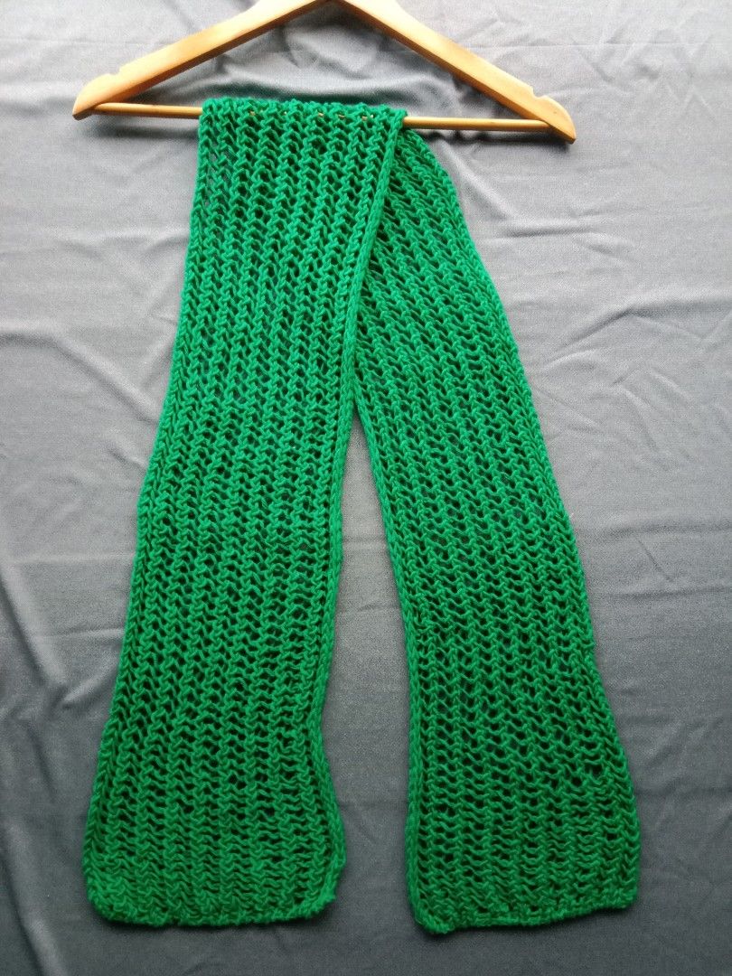 handmade dark green chunky knit scarf (Category: Scarves) located in Bontoc. Submitted by irene_banganan (Listing ID 1440573903, Image 3). Description: handmade dark green chunky knit scarf 7" wide x 56" long unique stitch, makapal very soft, excellent quality no flaws, in excellent condition.