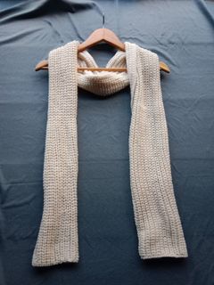 (Category: ) located in . Submitted by urthriftbff (Listing ID 1440573693, Image 1). Description: .