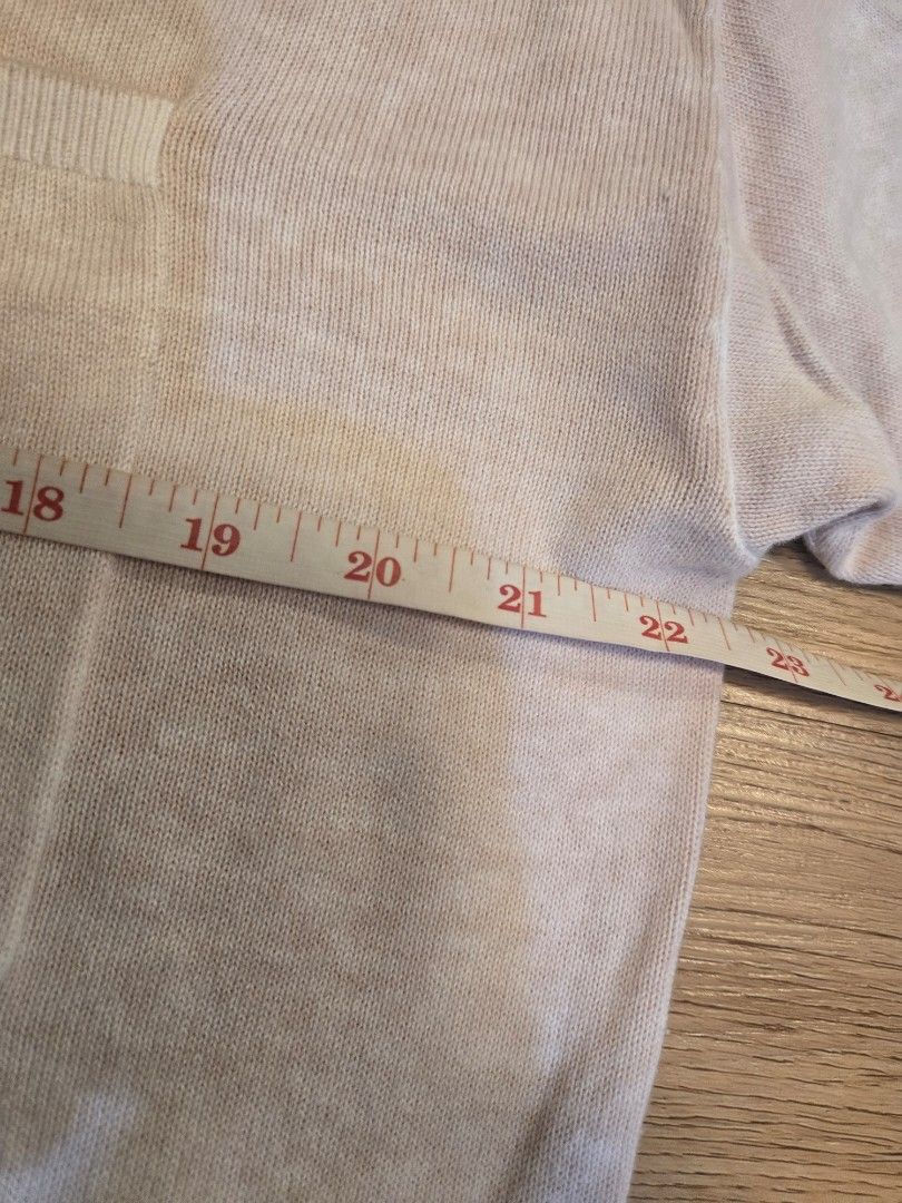 Harlan+Holden pale pink (Category: Shirts) located in Quezon City. Submitted by jen_4kids (Listing ID 1440451957, Image 3). Description: Harlan+Holden pale pink knitted top Tag M (measurements posted) I had the sleeve opening adjusted pra not too loose.