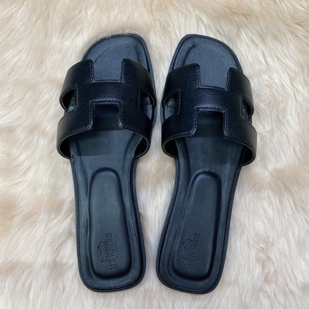 HERMES ORAN SANDAL (BLACK) SIZE AVAILABLE (35-41) (Category: Flats & Sandals) located in San Juan City. Submitted by pattycollection113 (Listing ID 1440553230, Image 2). Description: HELLO WELCOME TO OUR SHOP our product is high quality and onhand. INCLUDES: BOX and PAPER BAG. AVAILABLE SIZE 35-41.