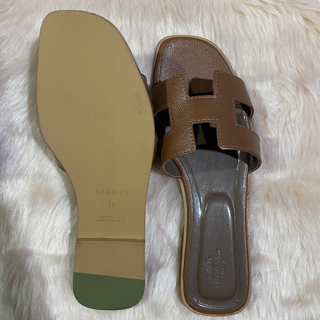 HERMES ORAN SLIPPER (TAN) SIZE AVAILABLE (35-41) (Category: Flats & Sandals) located in San Juan City. Submitted by pattycollection113 (Listing ID 1440554627, Image 3). Description: HELLO WELCOME TO OUR SHOP our product is high quality and onhand. INCLUDES: BOX and PAPER BAG. AVAILABLE SIZE 35-41.