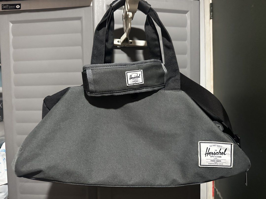 Herschel Bag Duffle with Shoe compartment (Category: Backpacks) located in Quezon City. Submitted by dpkuno (Listing ID 1440513954, Image 1). Description: Black gray color Malutong pa Clean inside out With shoe compartment Hindi halos nagamit more on backpack ako.