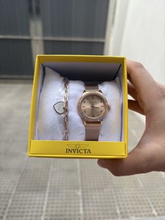 (Category: ) located in . Submitted by eviauthenticwatches (Listing ID 1440458342, Image 1). Description: .