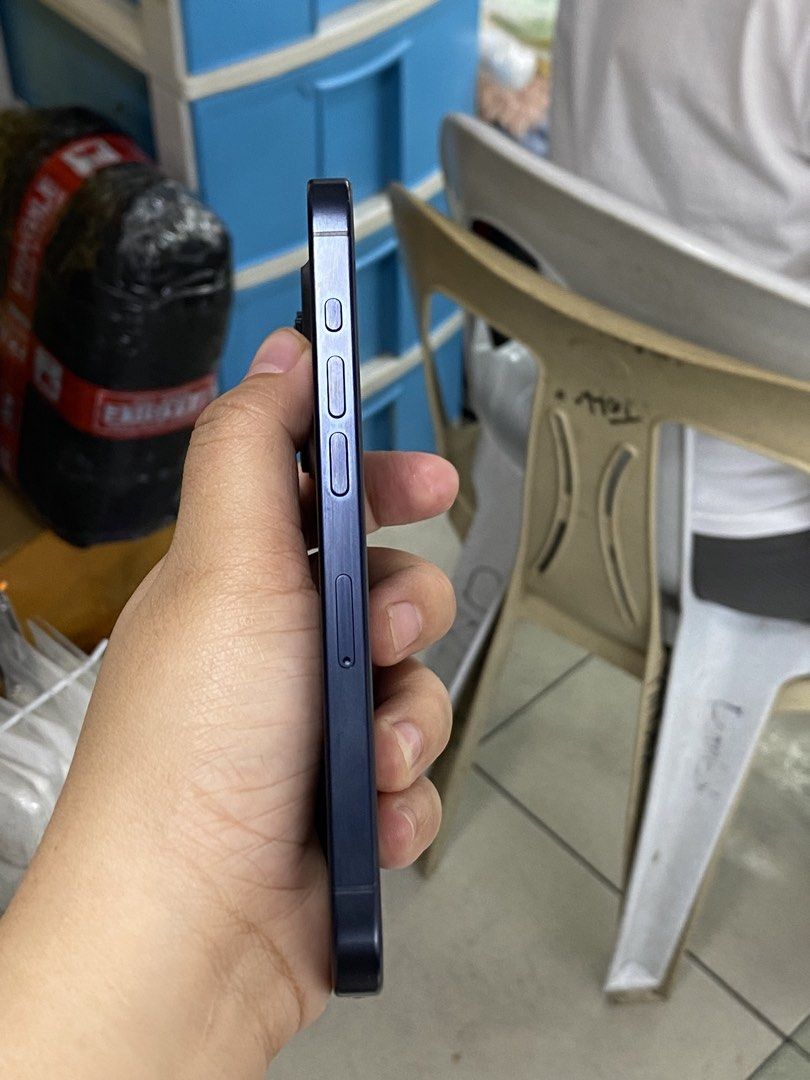 IPHONE 15 PRO (Category: iPhone 15 Series) located in San Juan City. Submitted by dokiee2001 (Listing ID 1440432229, Image 2). Description: Read First OPEN FOR SWAP/SELLING: RFS: Buy And Sell iPhone 15 PRO 128GB Openline Any Sim 99%SMOOTH 99%MAKINIS / No hidden issue All Working / Good As New Never Been Repaired / Can Reset Anytime Test to sawa / Unli test Not Refurbished / Authentic Phone ✅FREE 3 UTOOLS ✅FREE APPLE WEBSITE 🛵 : Cash on delivery 