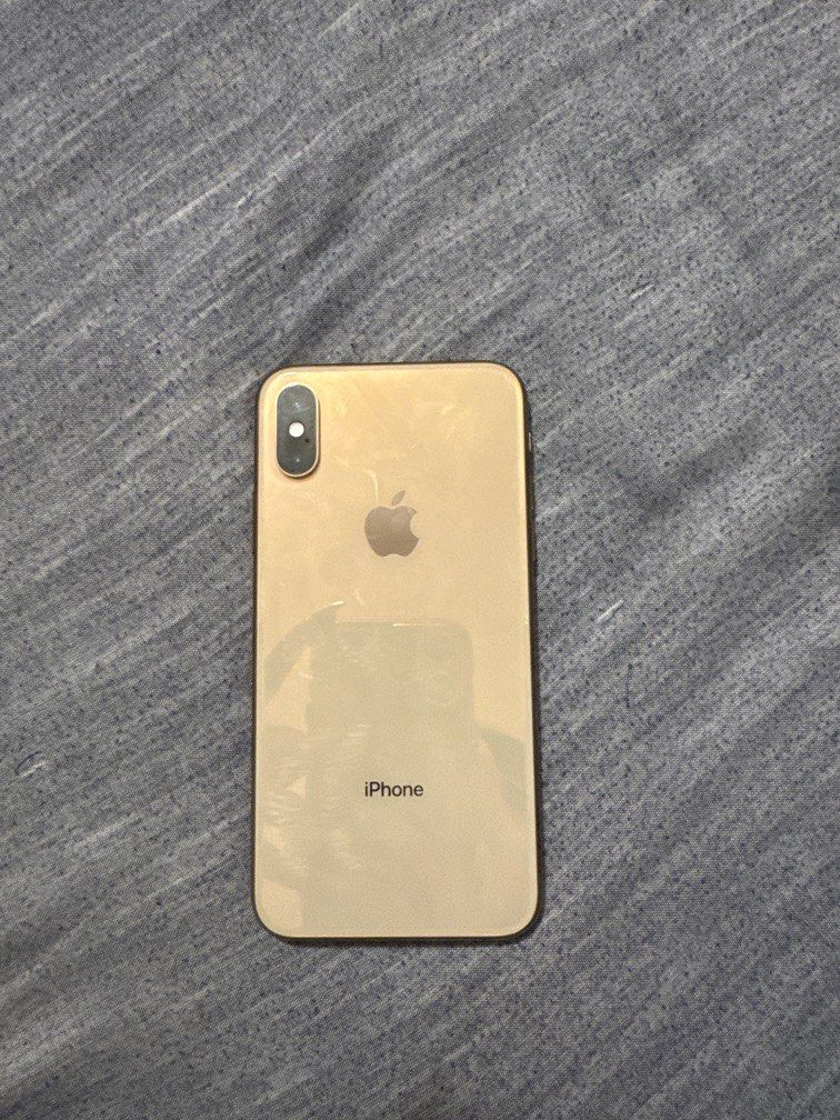 iphone XS 256gb ( READ DESCRIPTION ) (Category: iPhone X Series) located in Manila. Submitted by isha.nav (Listing ID 1440571556, Image 1). Description: bought this 2020 from power mac no box no dents no ghost touch face id is working camera is working front and back honest issues: Battery health 74 LCD replaced minor scratches sa side (cant take a pic kasi sa sobrang liit di makita) negotiable pero wag super baba plz Rfs: decluttering .