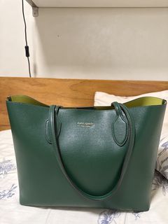 (Category: ) located in . Submitted by closet24 (Listing ID 1440485196, Image 1). Description: .